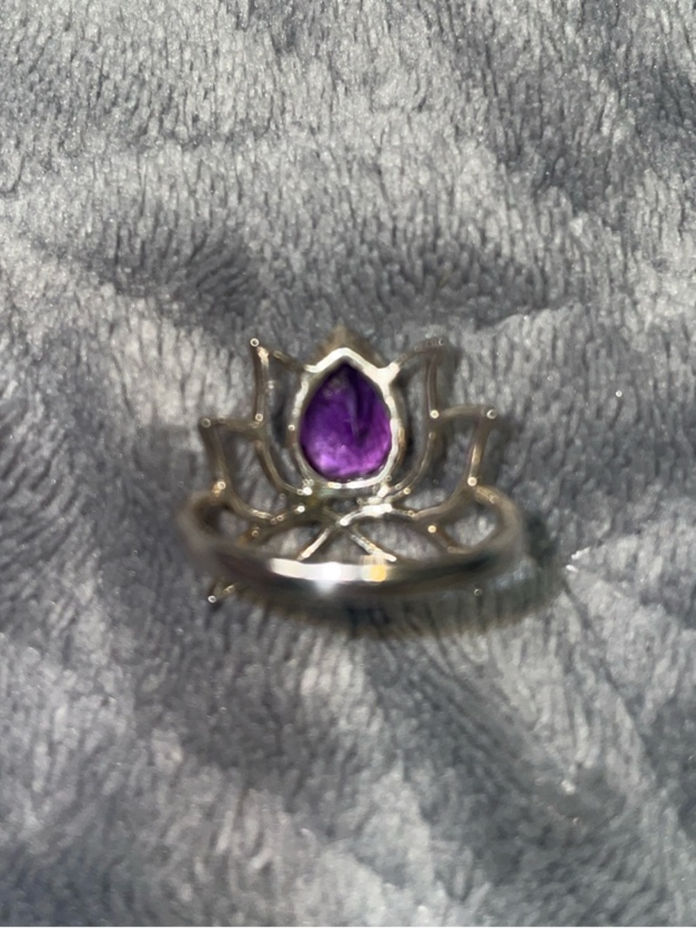 Sterling Silver Amethyst Ring - Lotus Flower - Picture 4 of 4